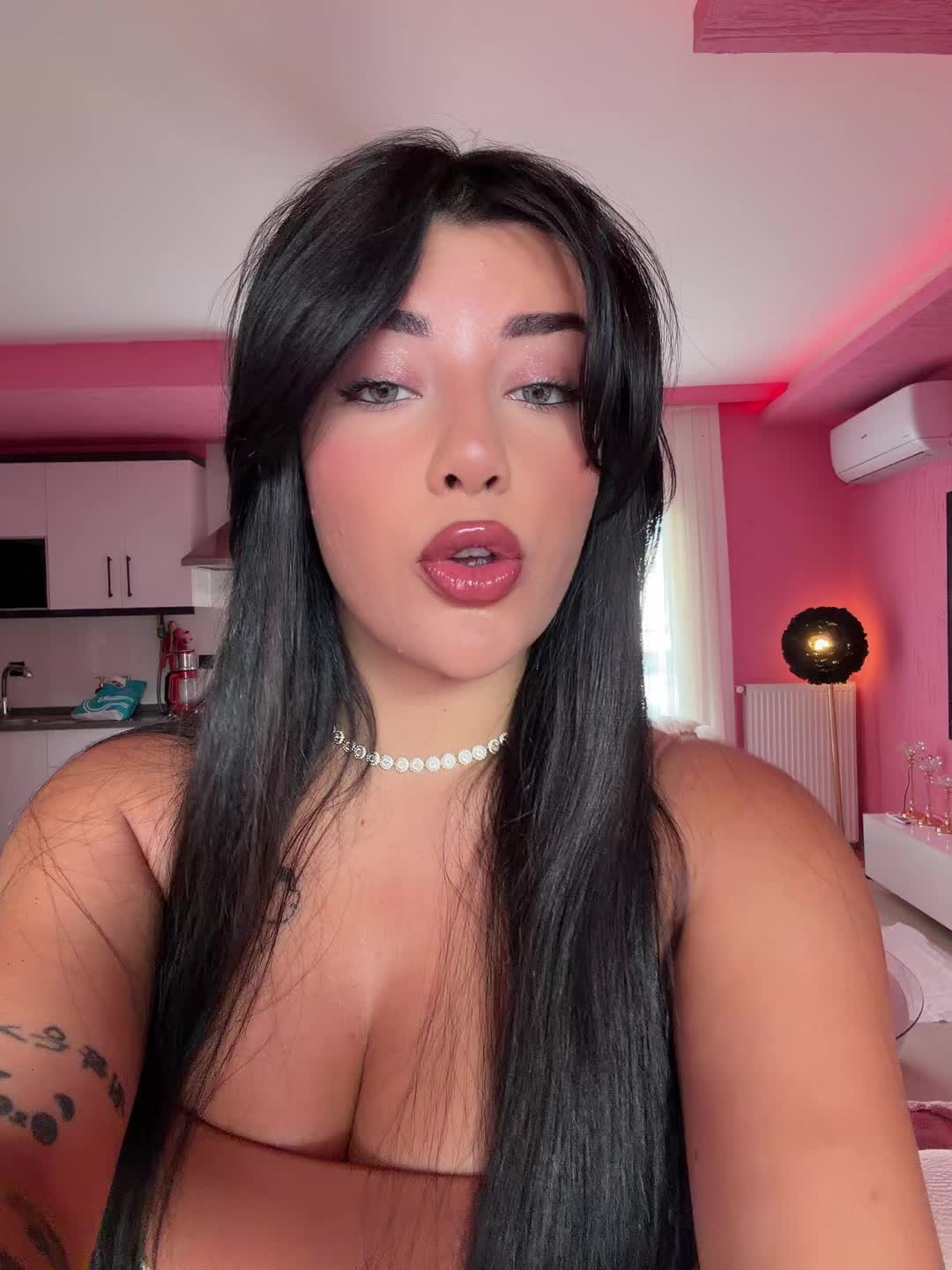 @GÖZDE AKGÜN