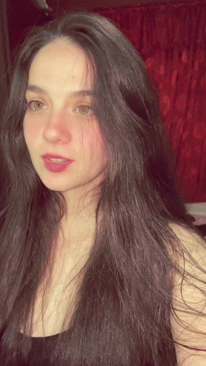 @Larita✨