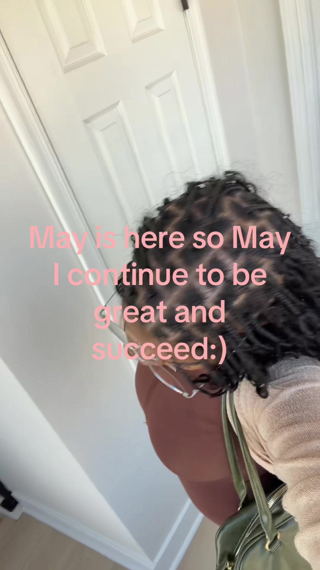 @MotherYenn
