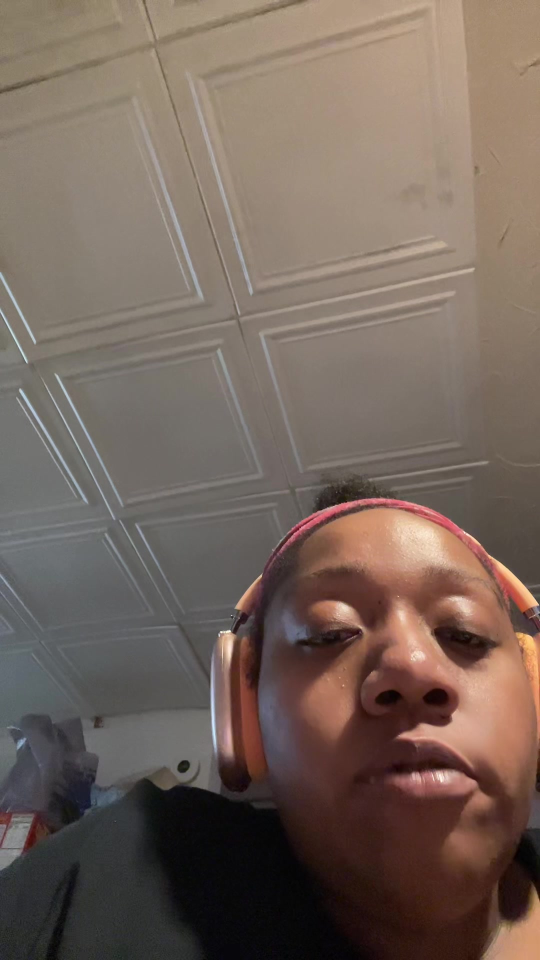 @Dee_nuggss