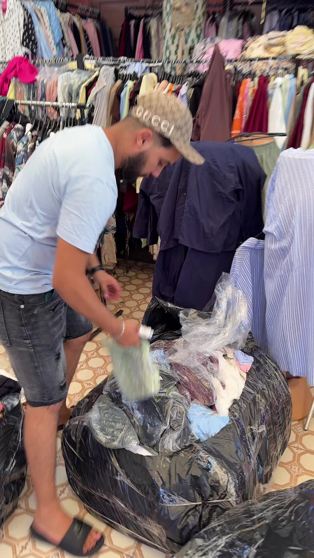 @هميزات هالة