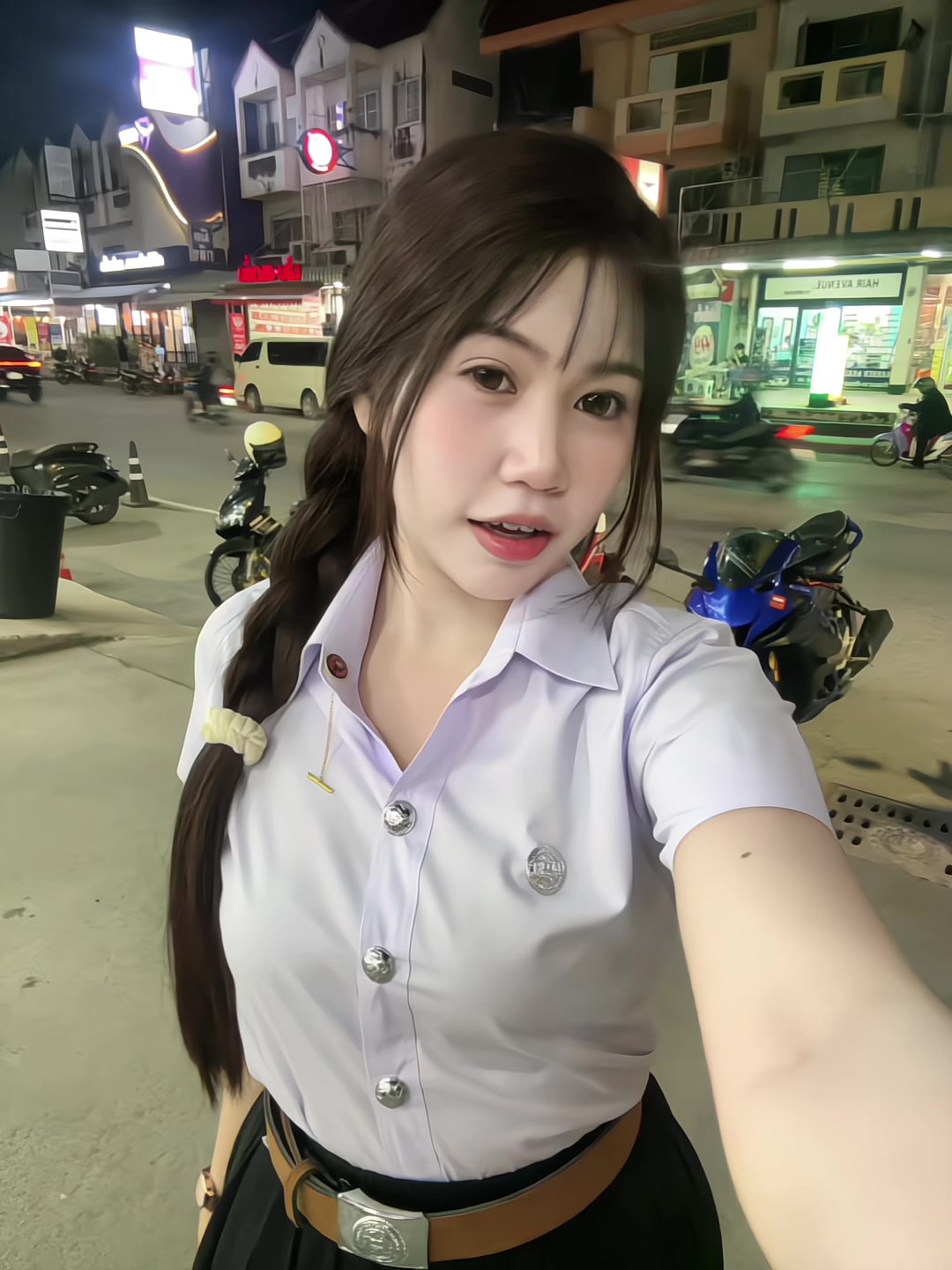 @ดิสอีสบัตเต้อ(04/05🎂)