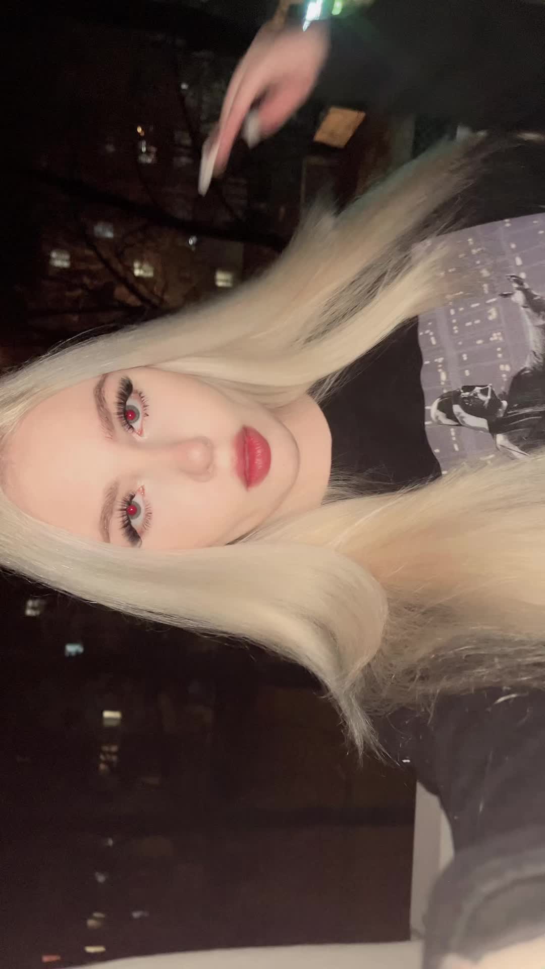 @Яна