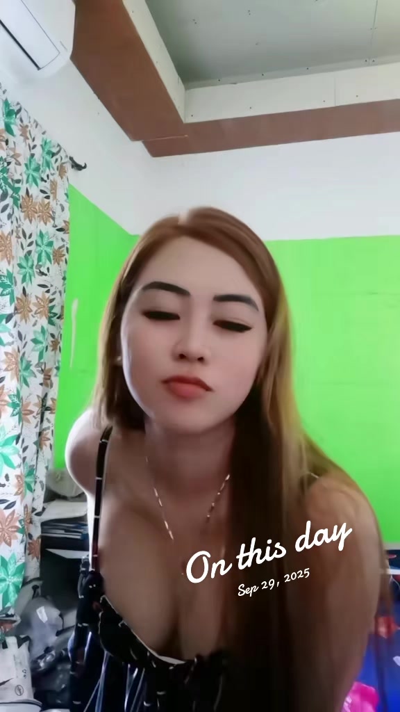 @christinecaasi10
