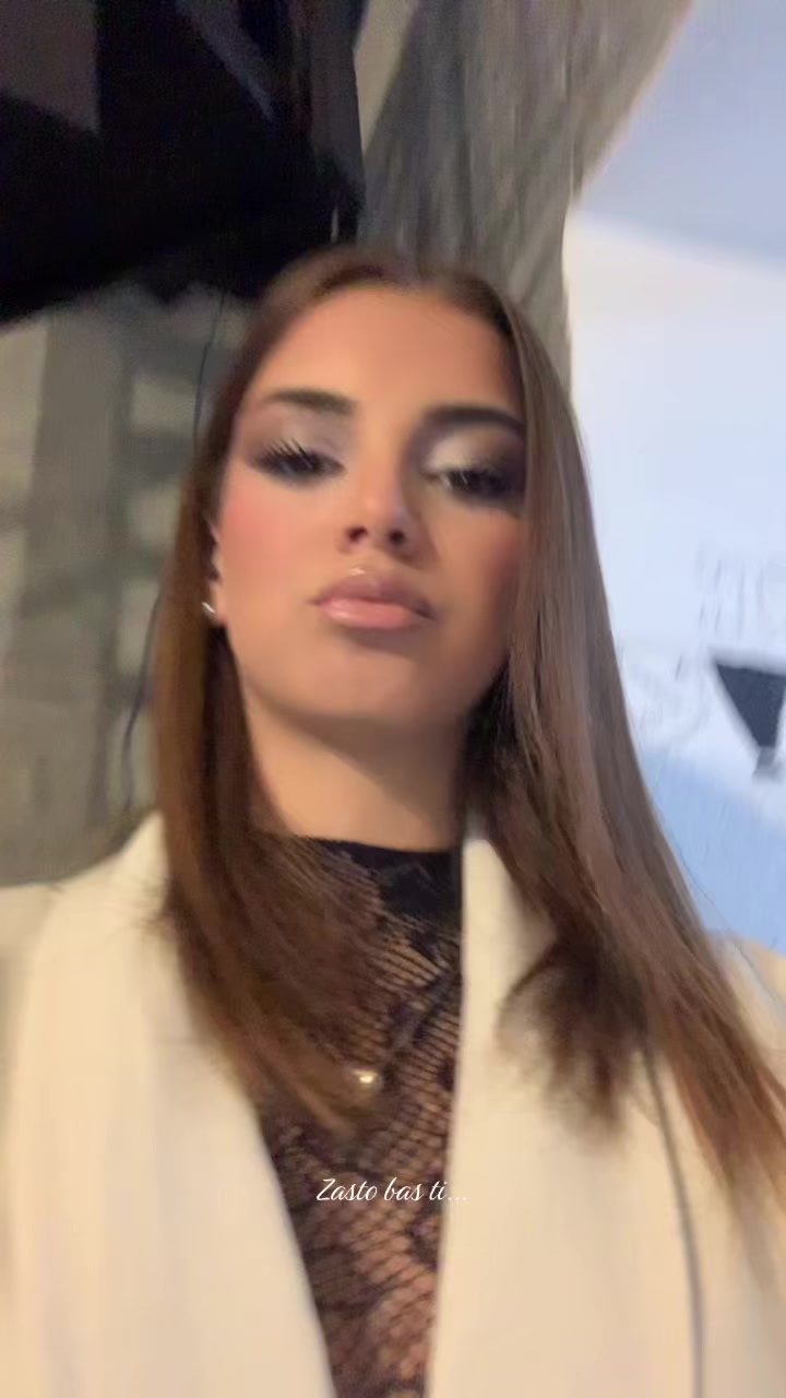 @Annčii