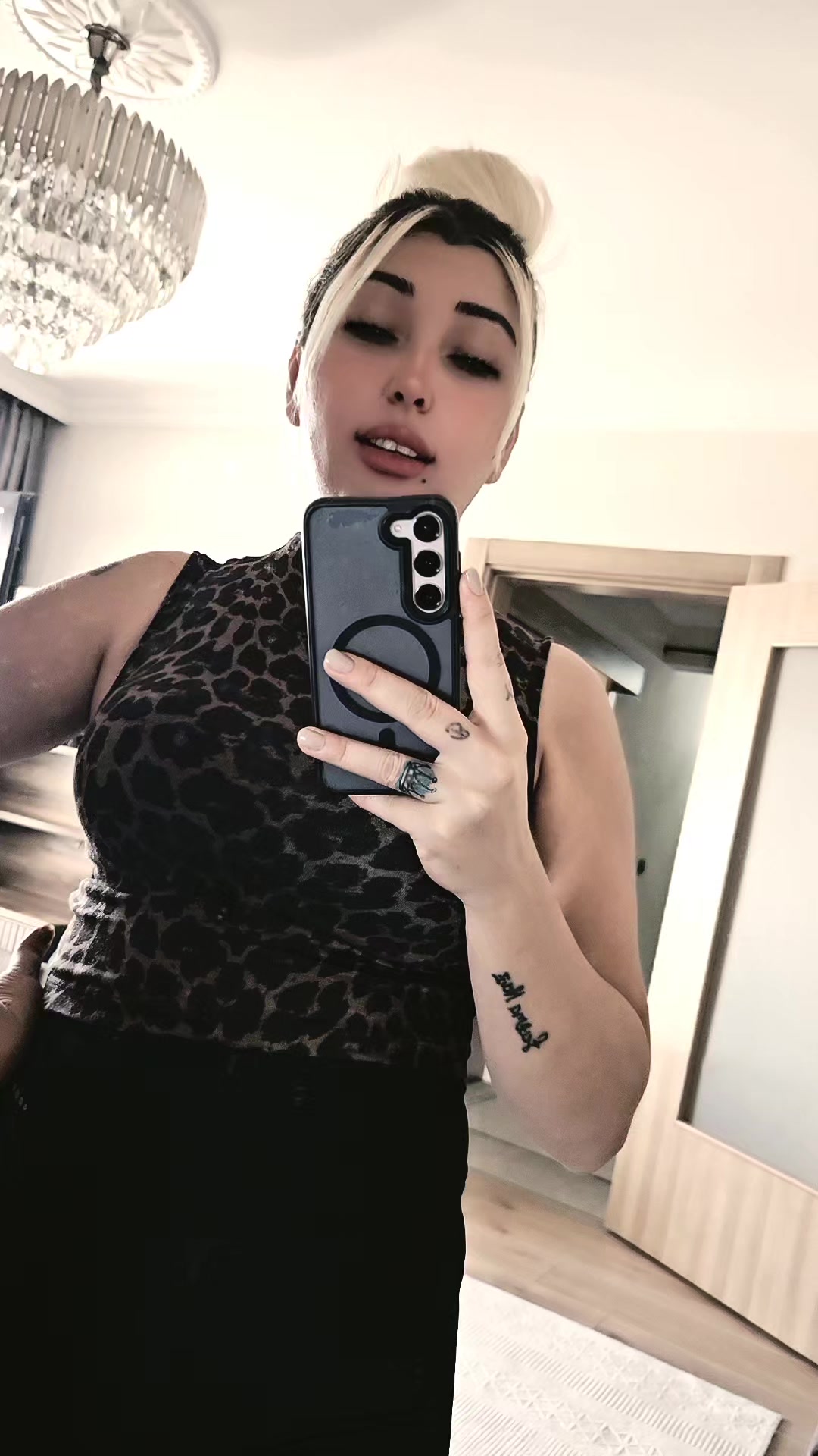 @MARAŞLI💋SARI💋💋💋
