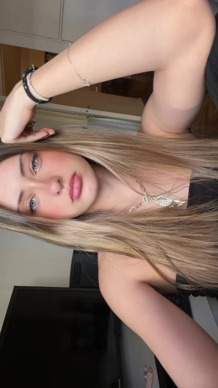 @ag🦦