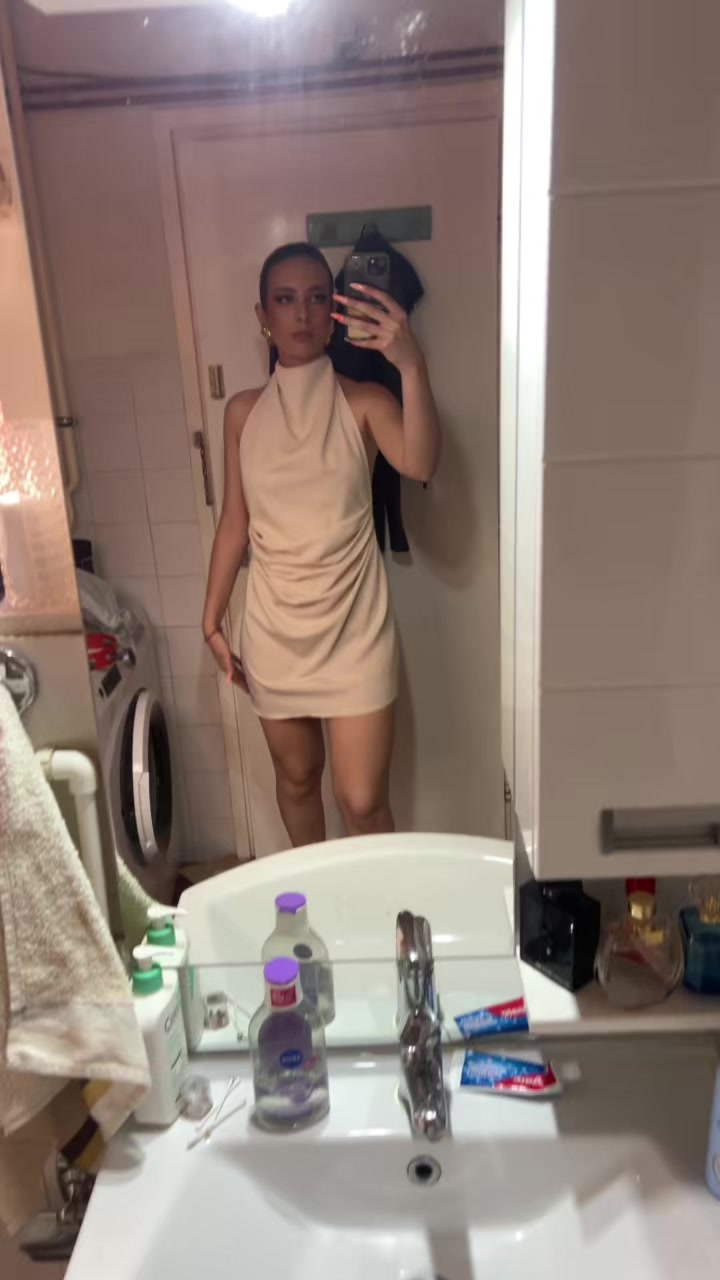 @teodoraa