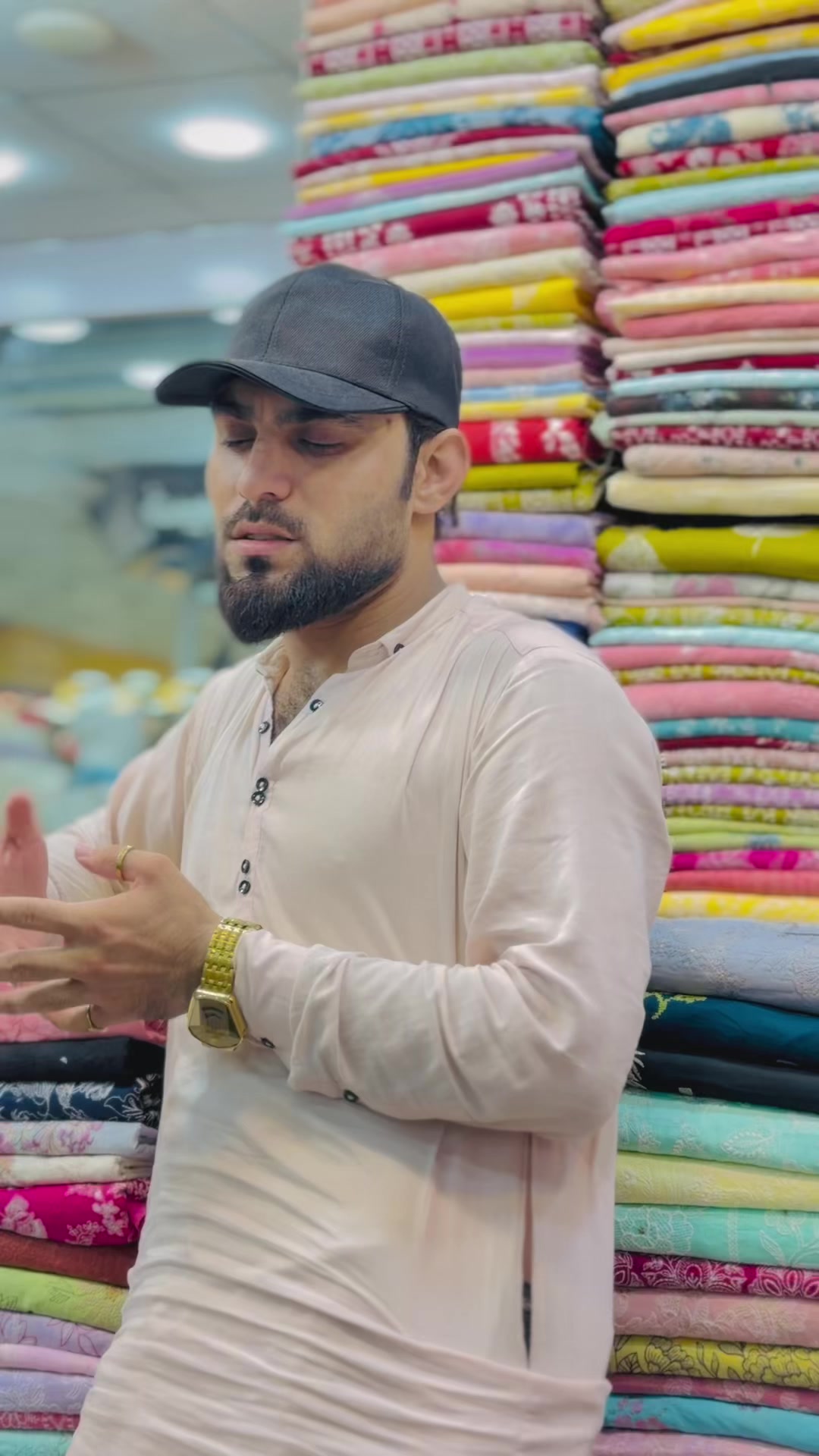 @Zubair pathan🤬