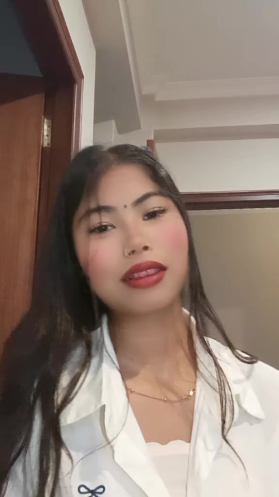 @Radha💦✨