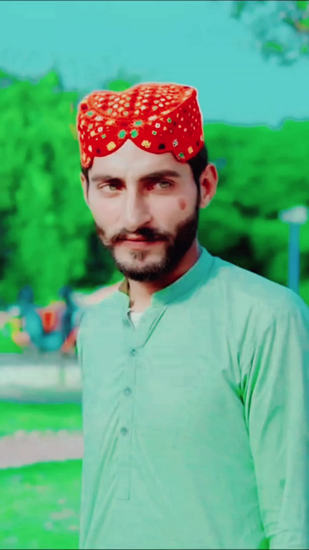 @singer naveed saqi