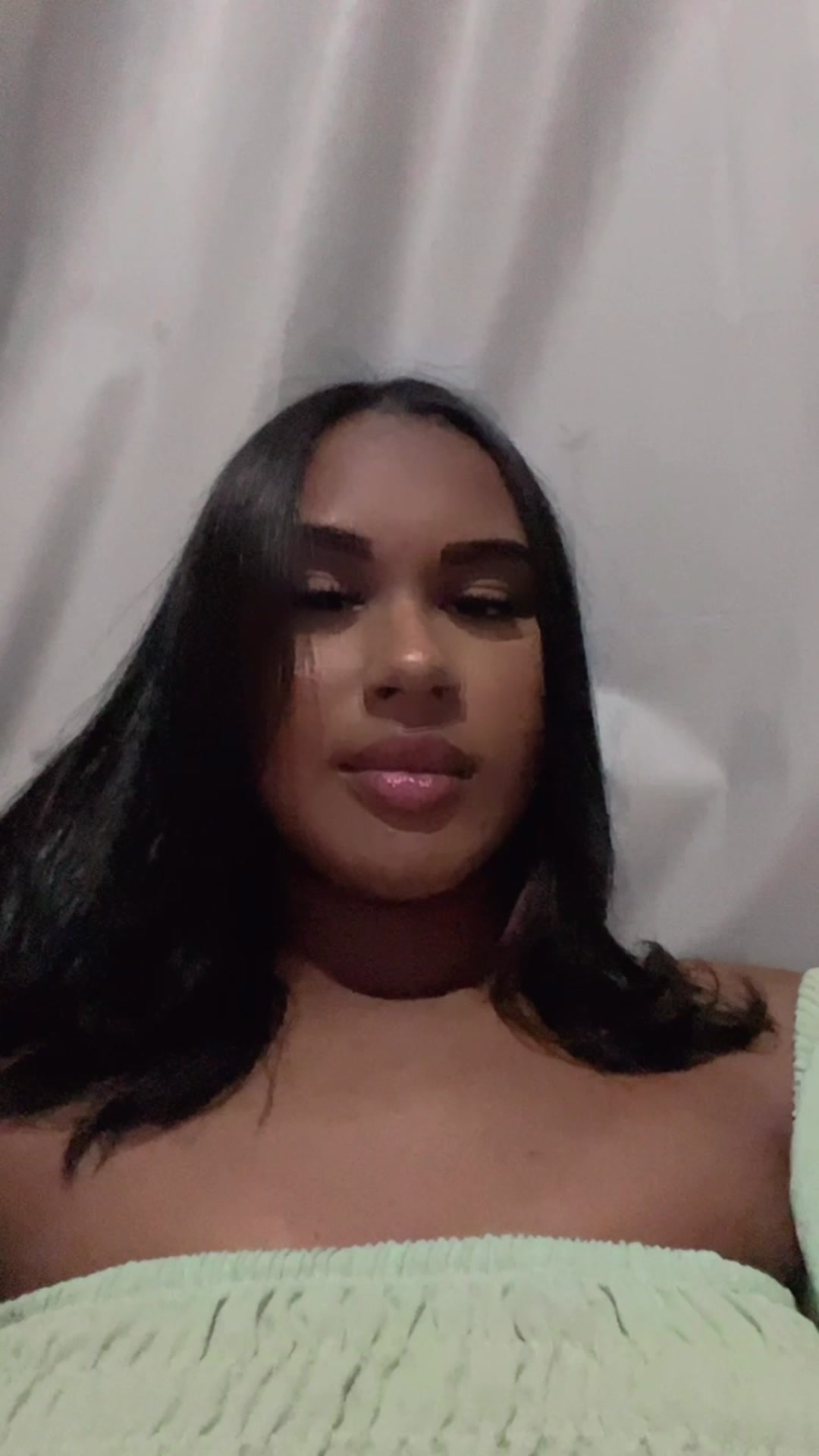 @Izah.stts