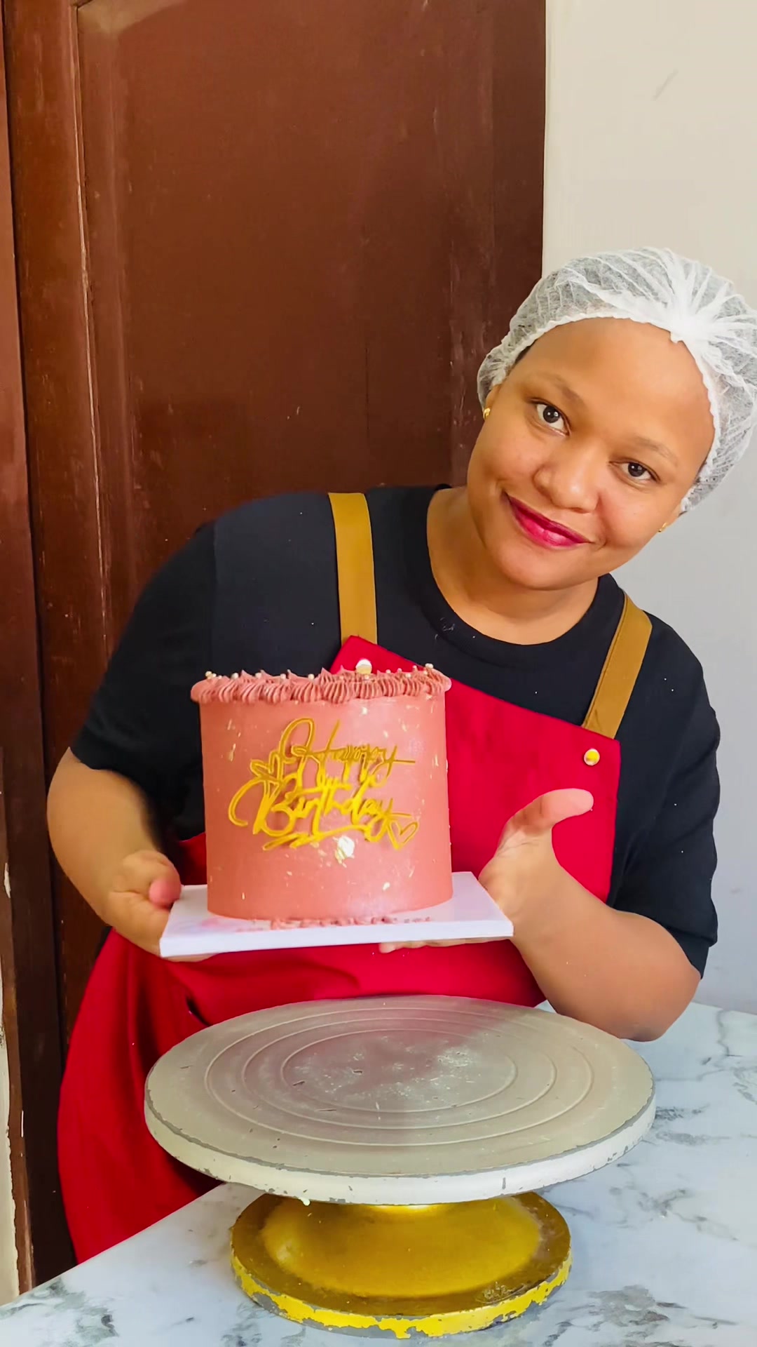 @calesacakes