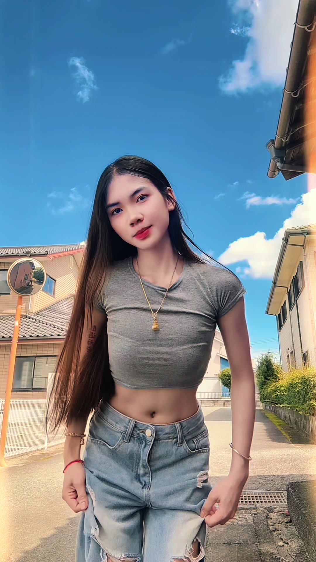 @ŁY ŃY...
