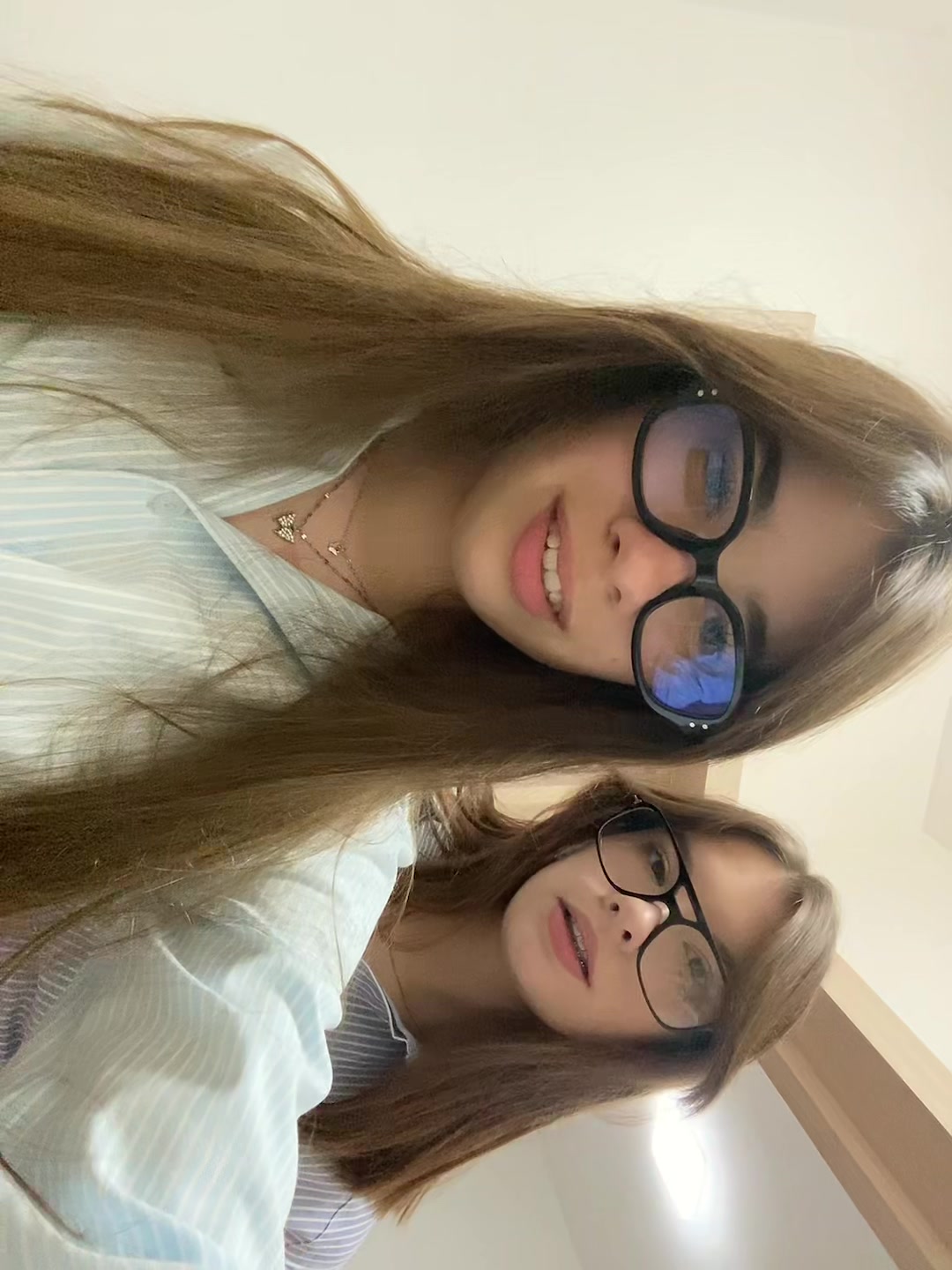 @❣