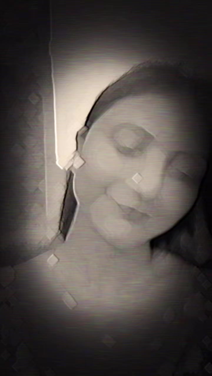 @AYESHA_KHAN_