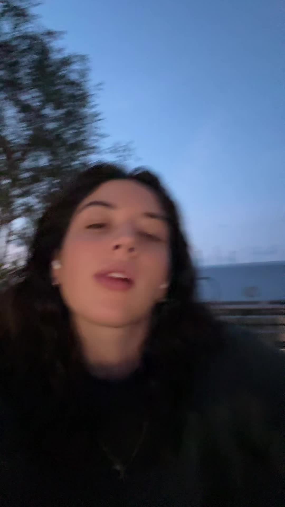 @laura ⚢