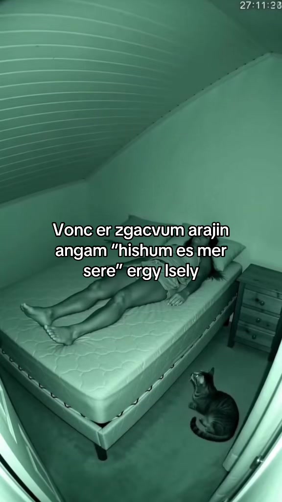 @eeyyesneverliiee