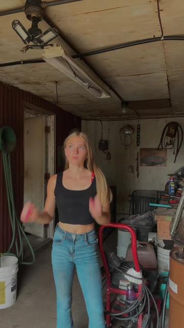 @cowgirl_abby1