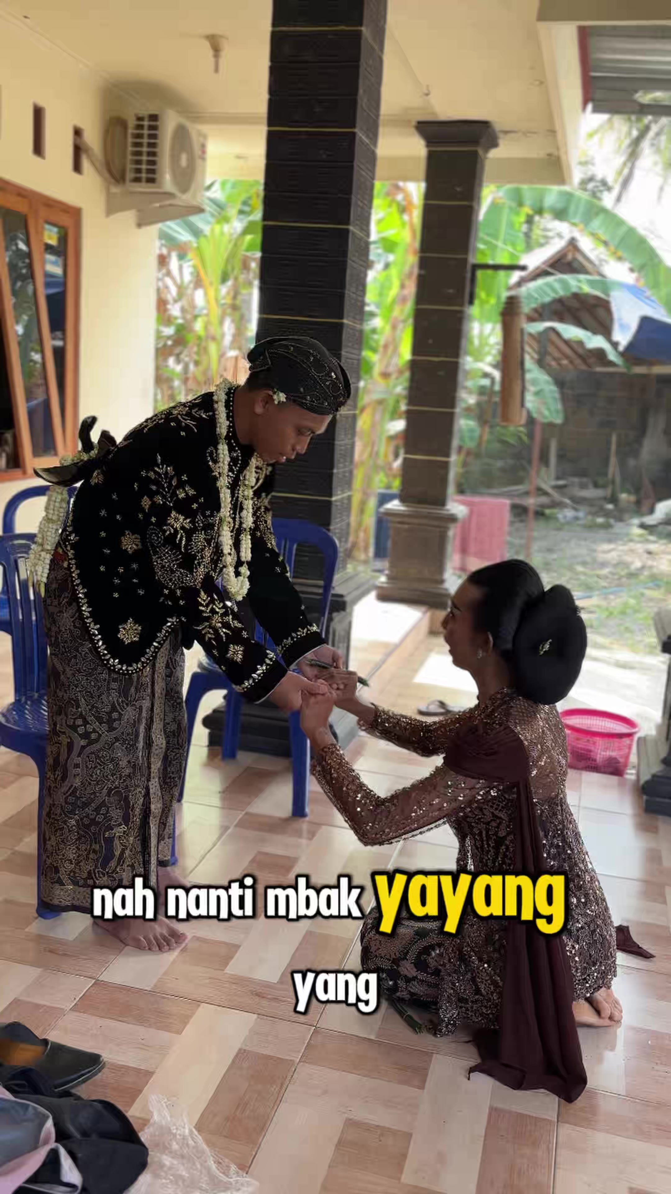 @Mbak Sari || Cucuk Lampah