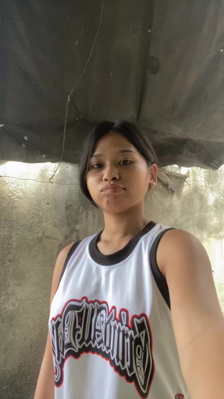 @krizxhella