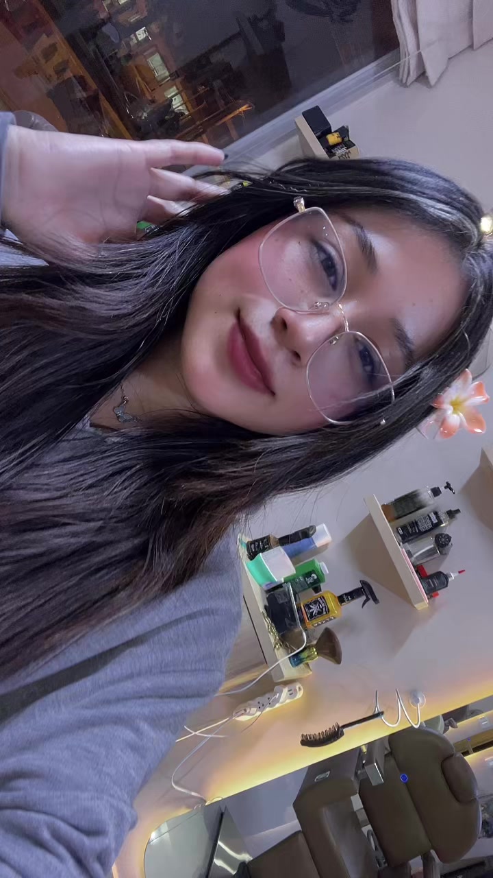 @Thalia Brighit🧸