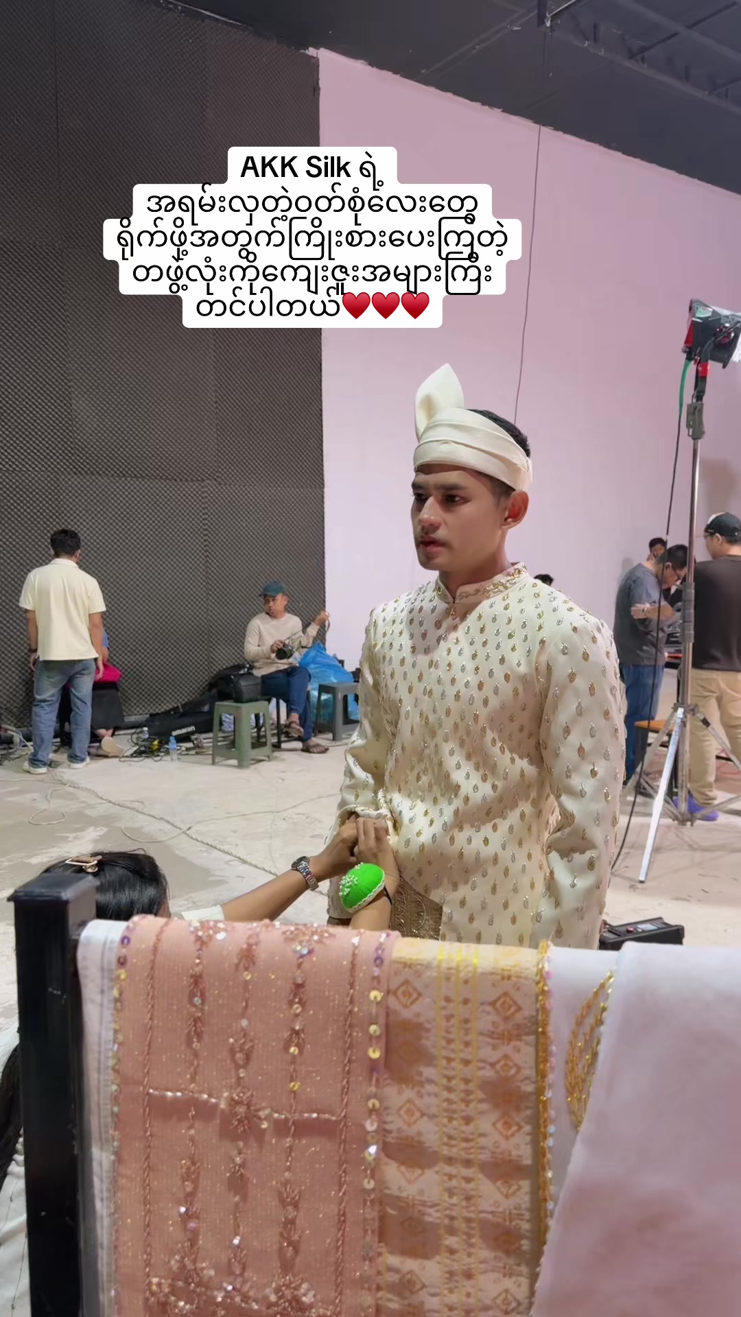 @Akk Silk (official account)