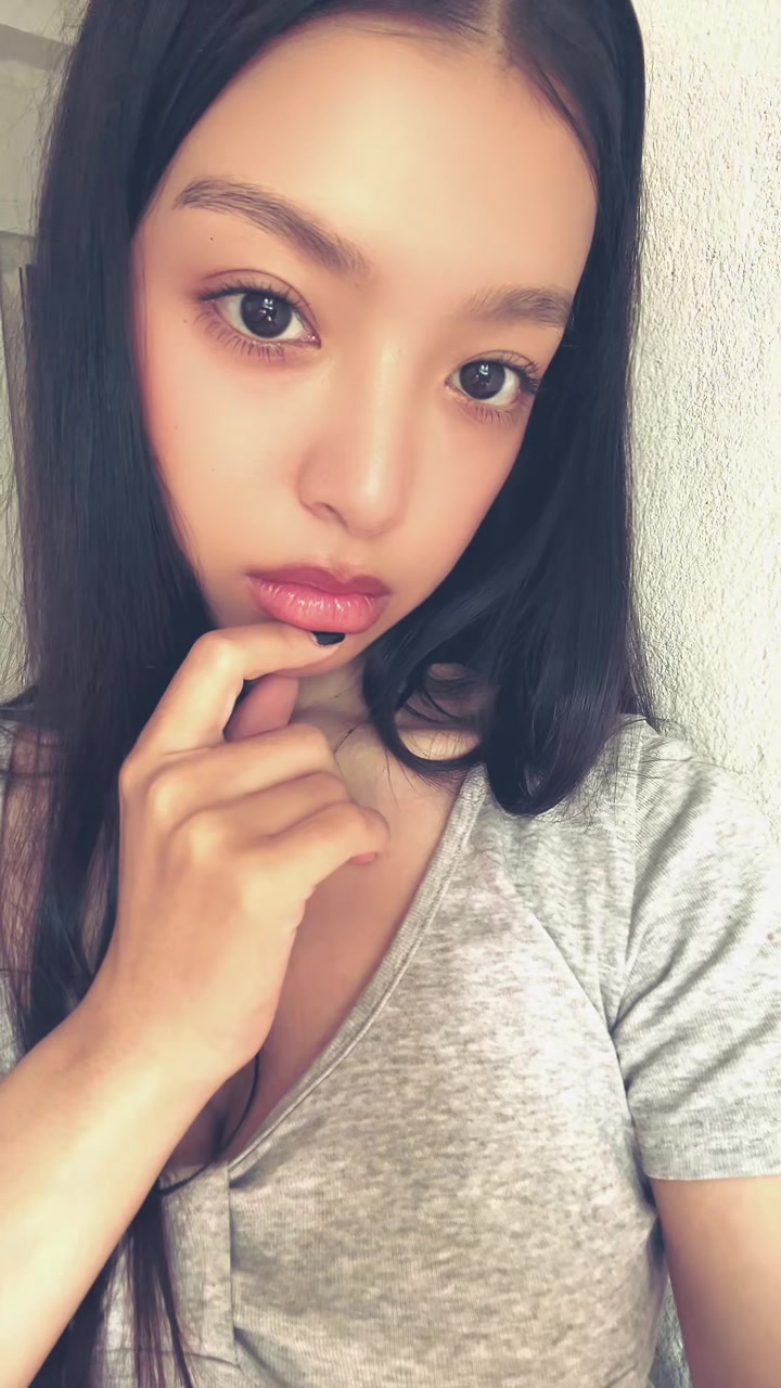 @Ꮧ