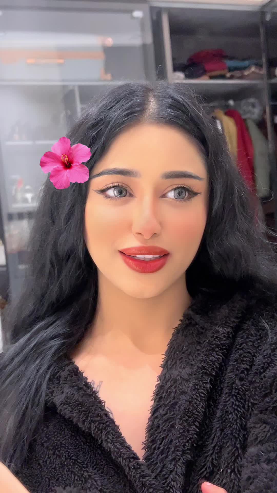@مودل مون♥️✨