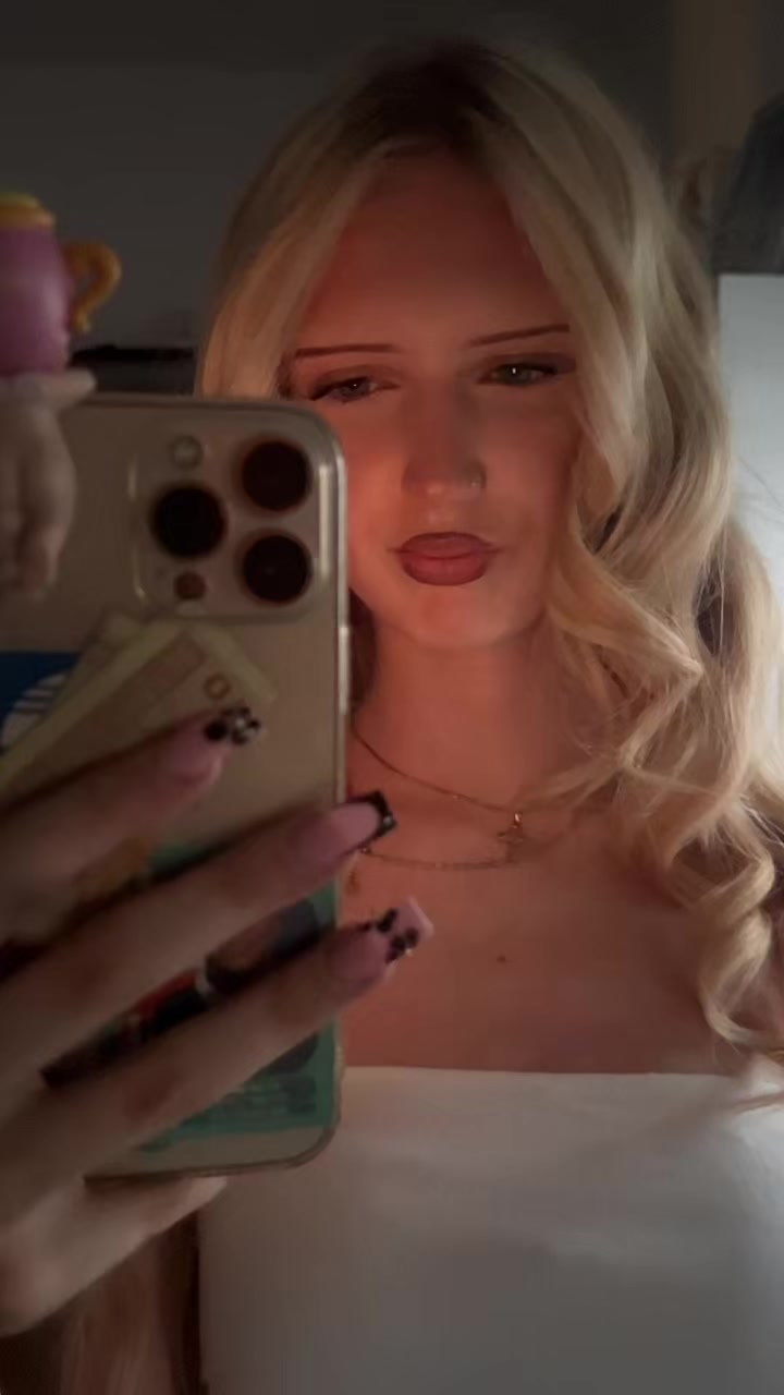 @huzzilyy