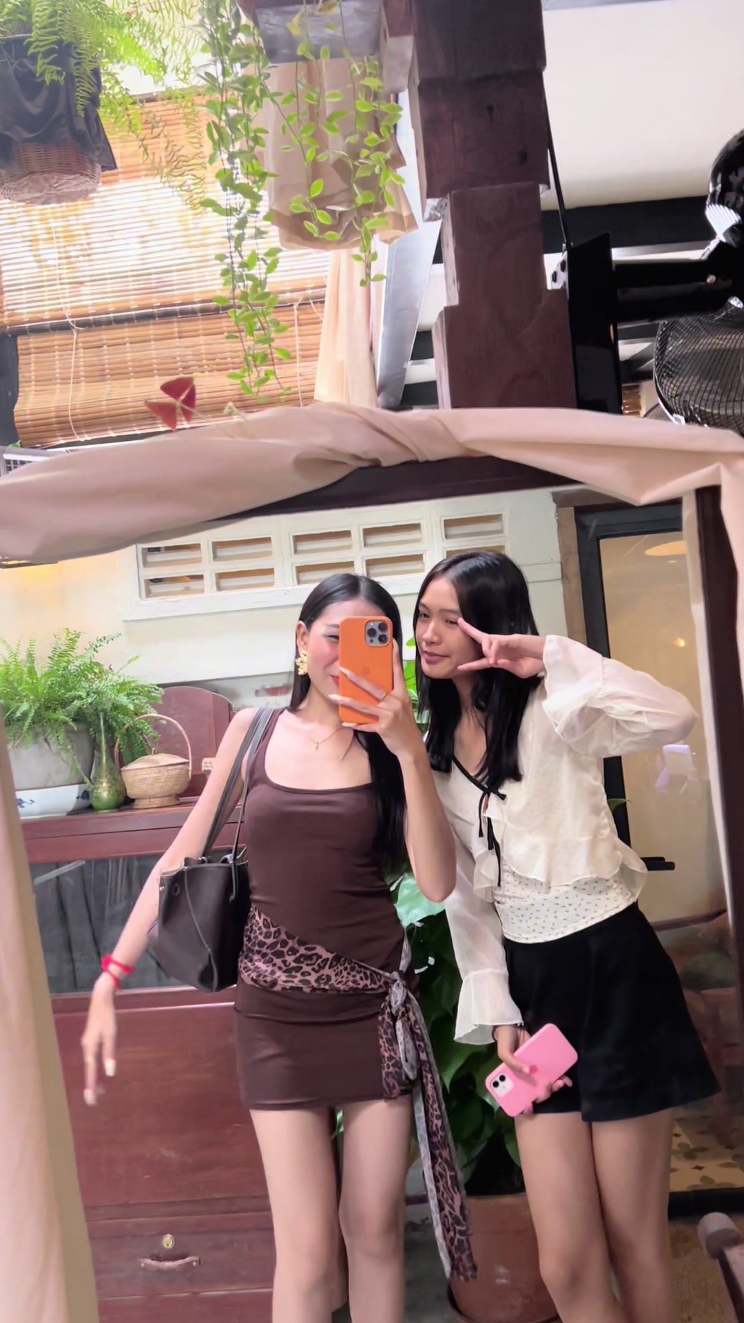 @MOEW