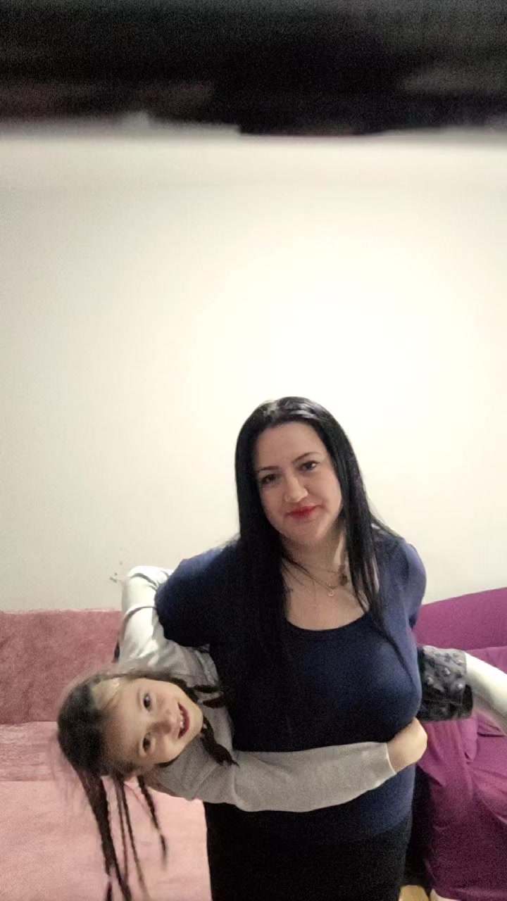 @Yesim YeSimm