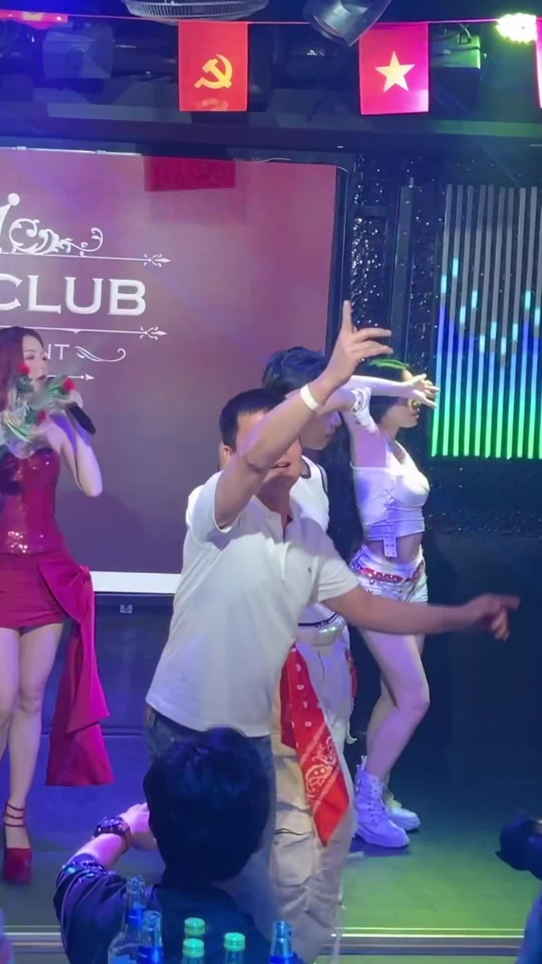 @aobalo2103