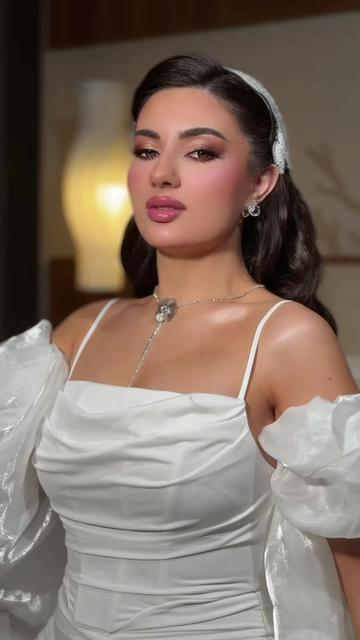 @Dena.makeup
