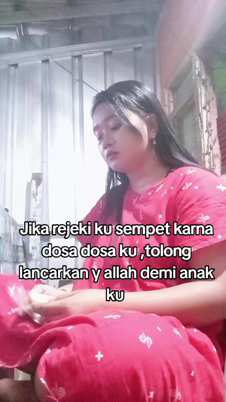 @TitinameliaRN