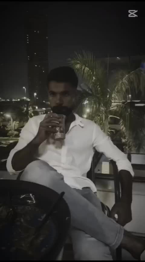 @𝓡𝓸𝓶𝓮𝓸..!