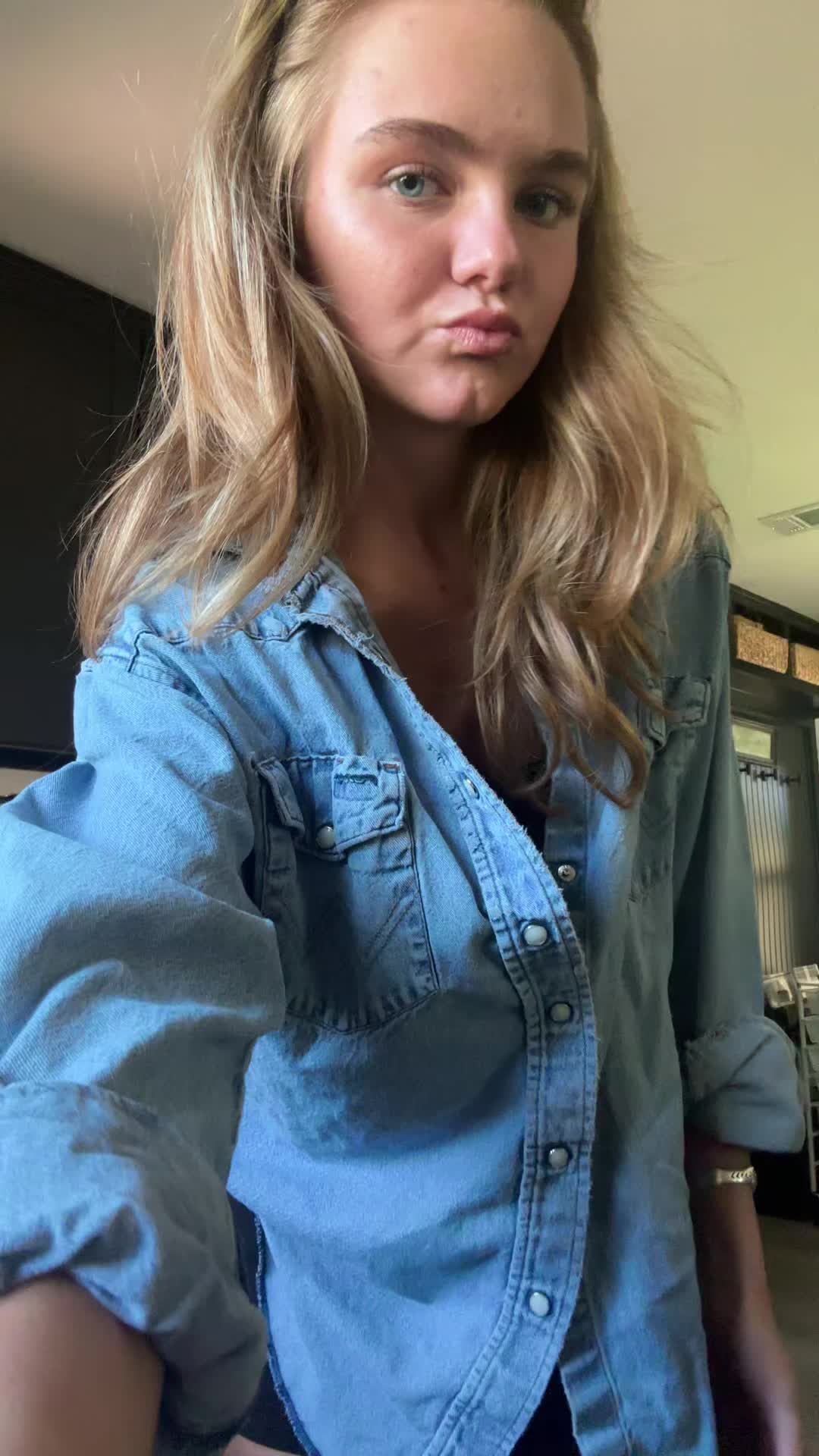 @𝐁𝐞𝐭𝐬𝐲 𝐊𝐚𝐲𝐞
