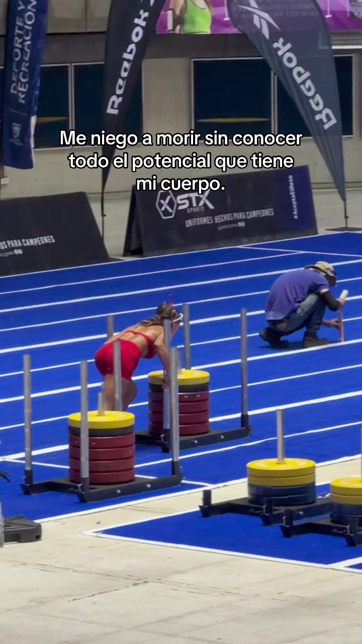 @Nathalia López