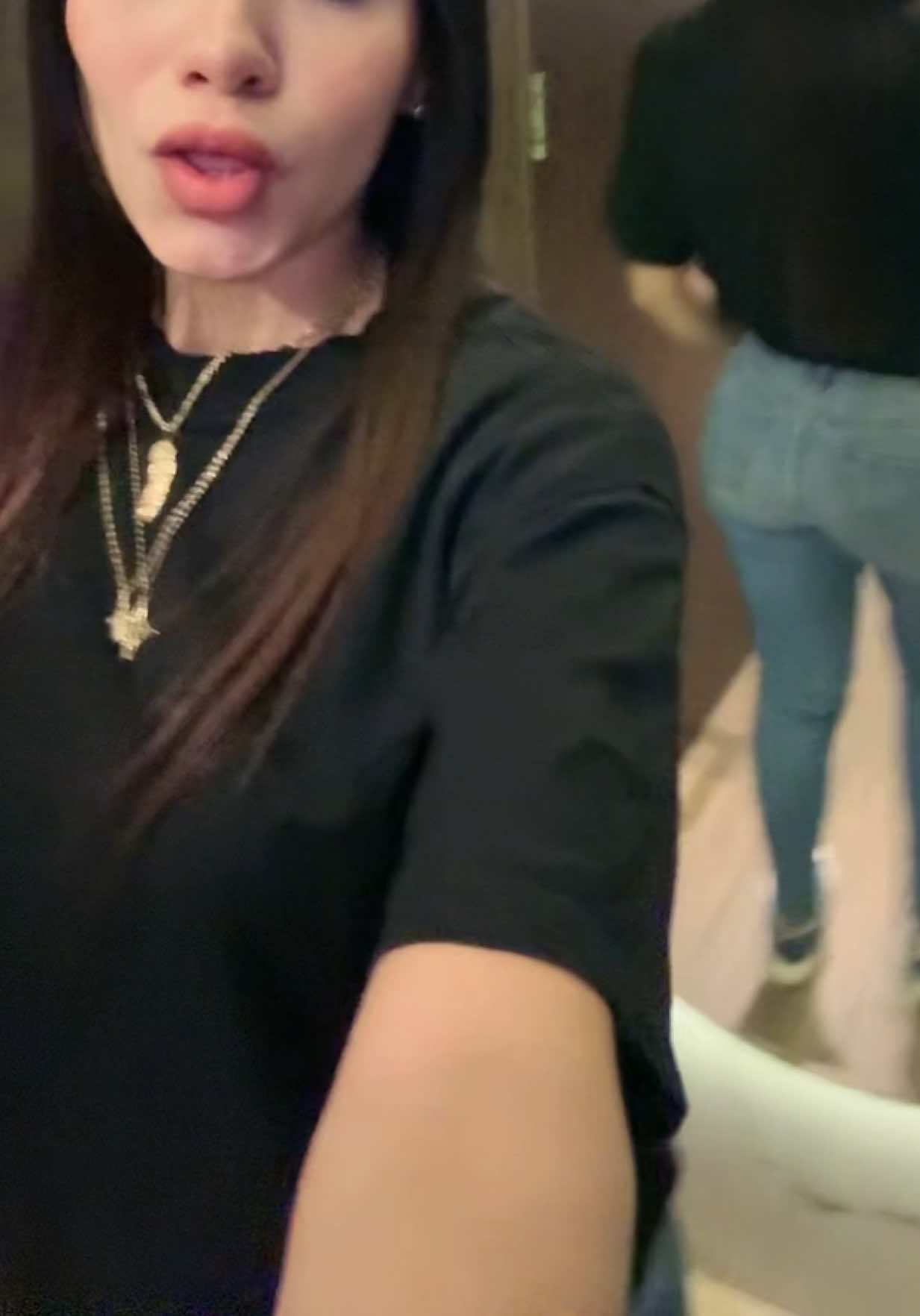 @imnotdania