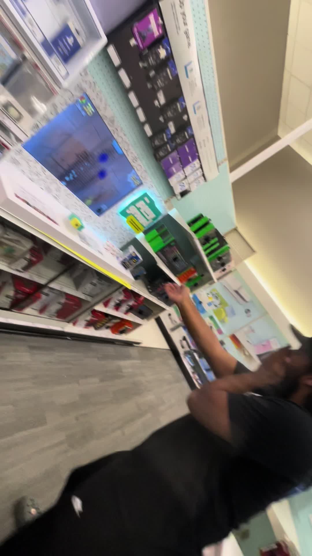@️