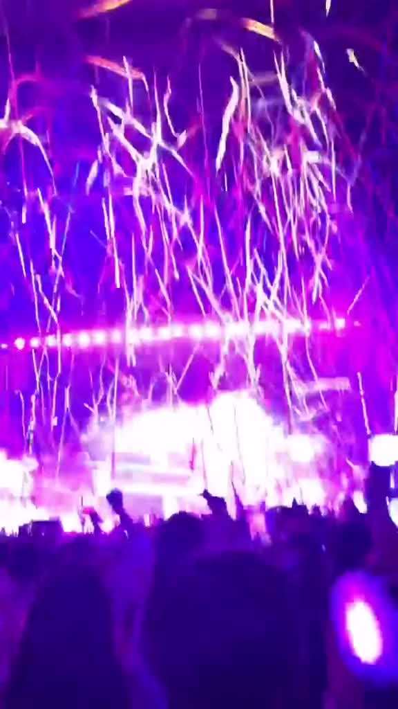 @🦋💜