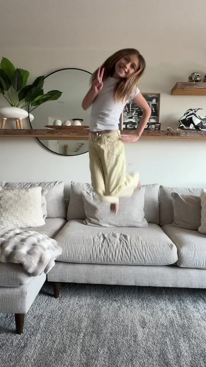 @chrissyriley24