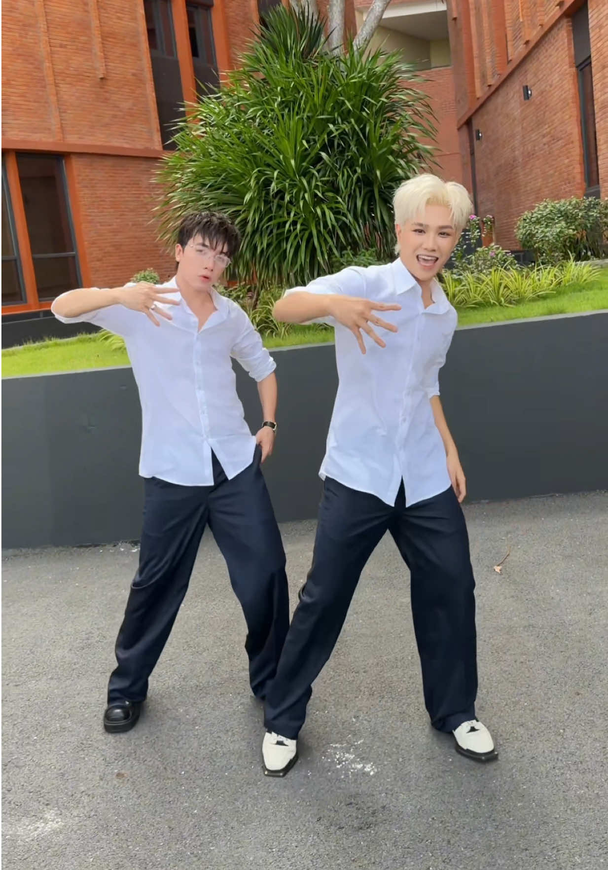 @CAPTAIN BOY