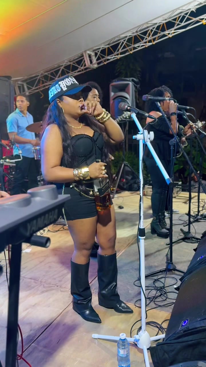 @Katty Cumbe Cantante
