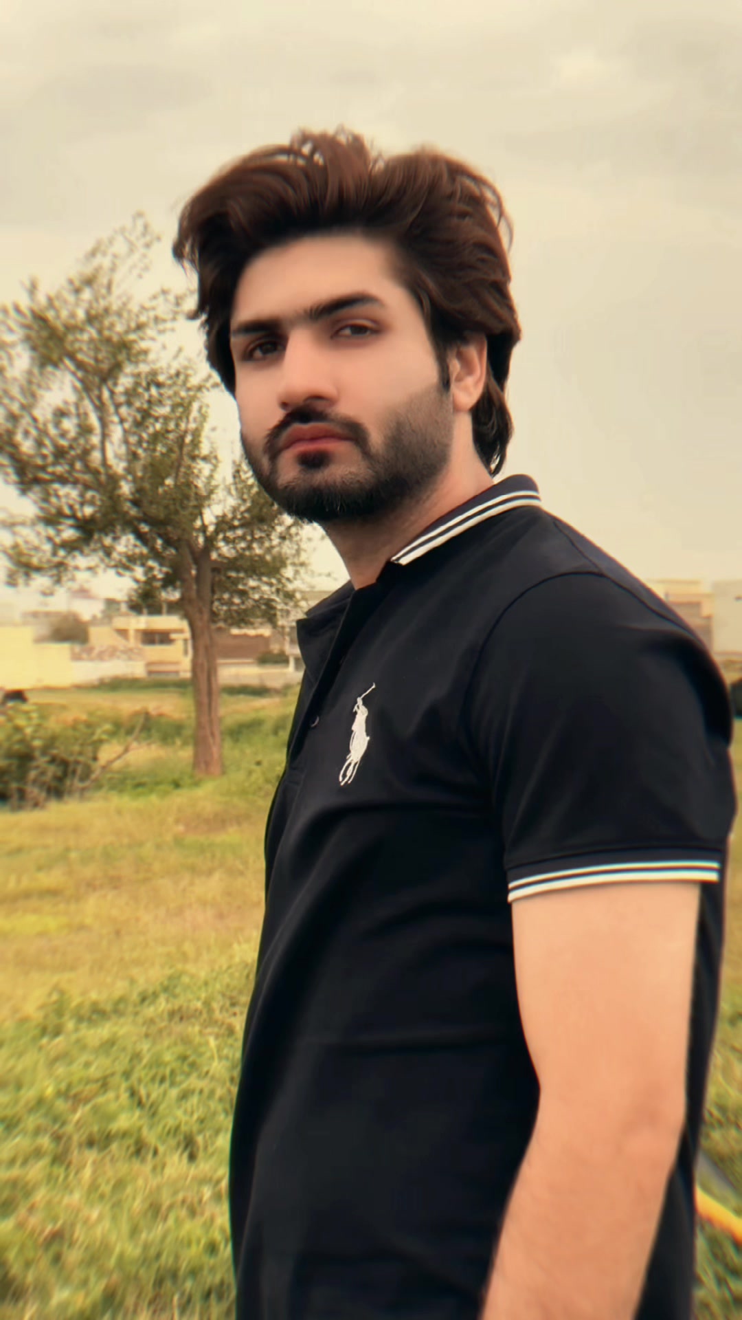 @KHAN🇵🇰