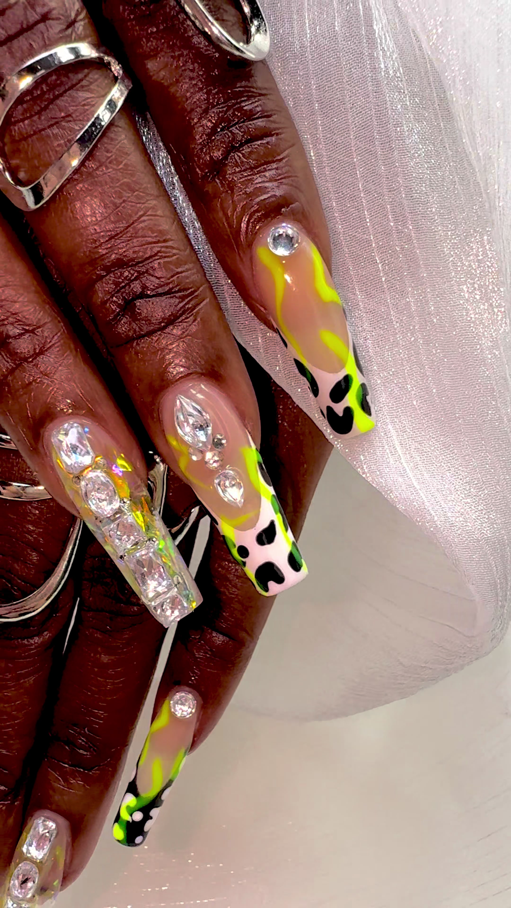 @sol.allure.nails