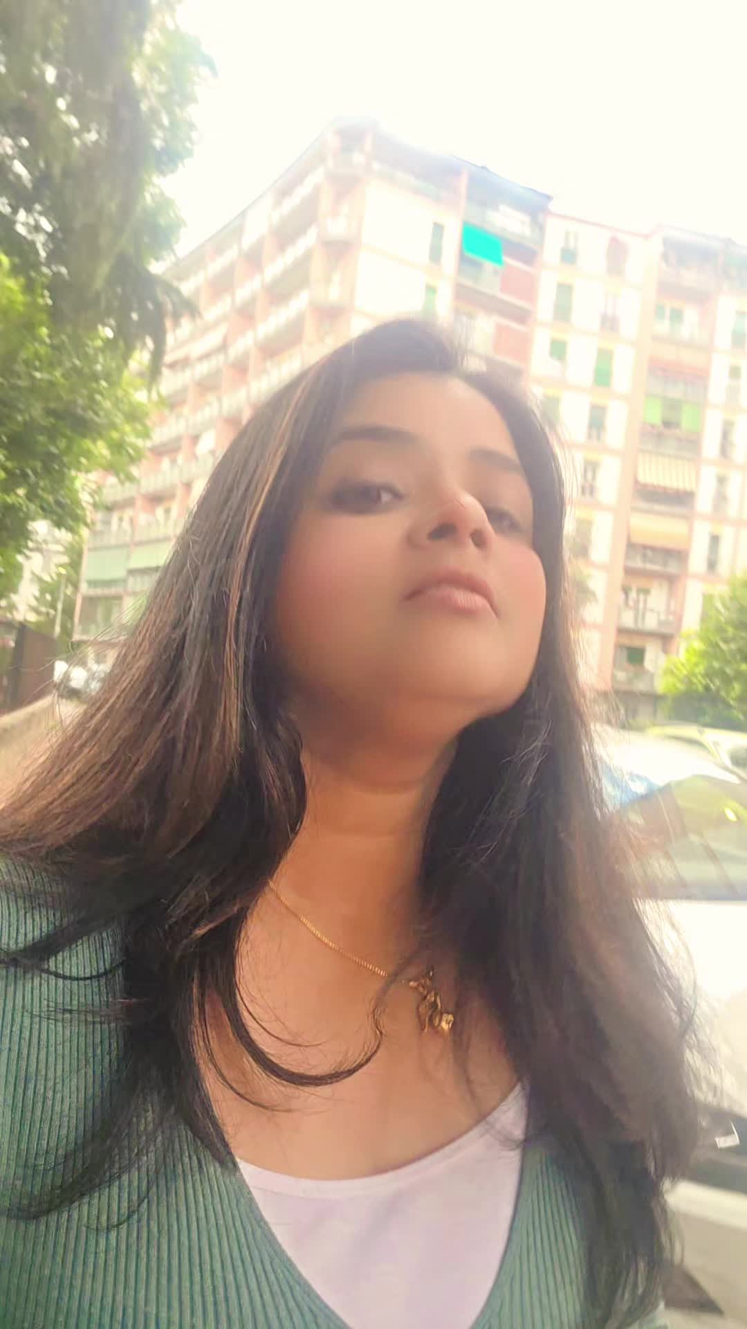 @viji.roy