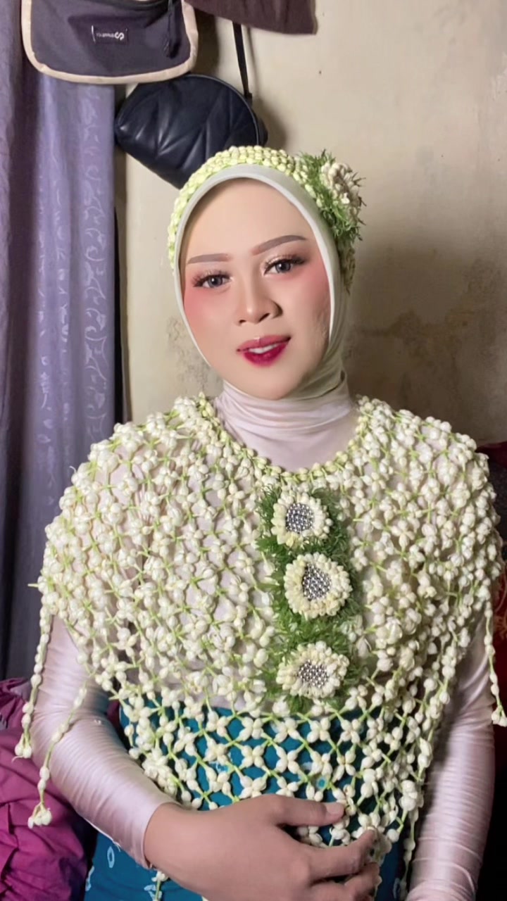 @Silvia Makeup Artist Cirebon