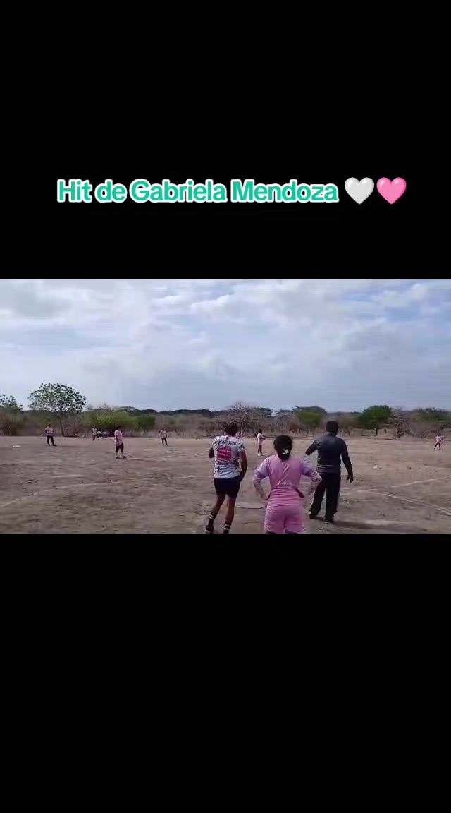 @Las leona's🦁⚽