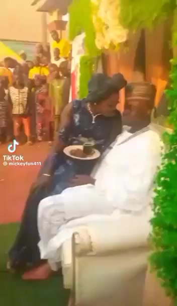 @Dooga Ibrahim Lukman social En